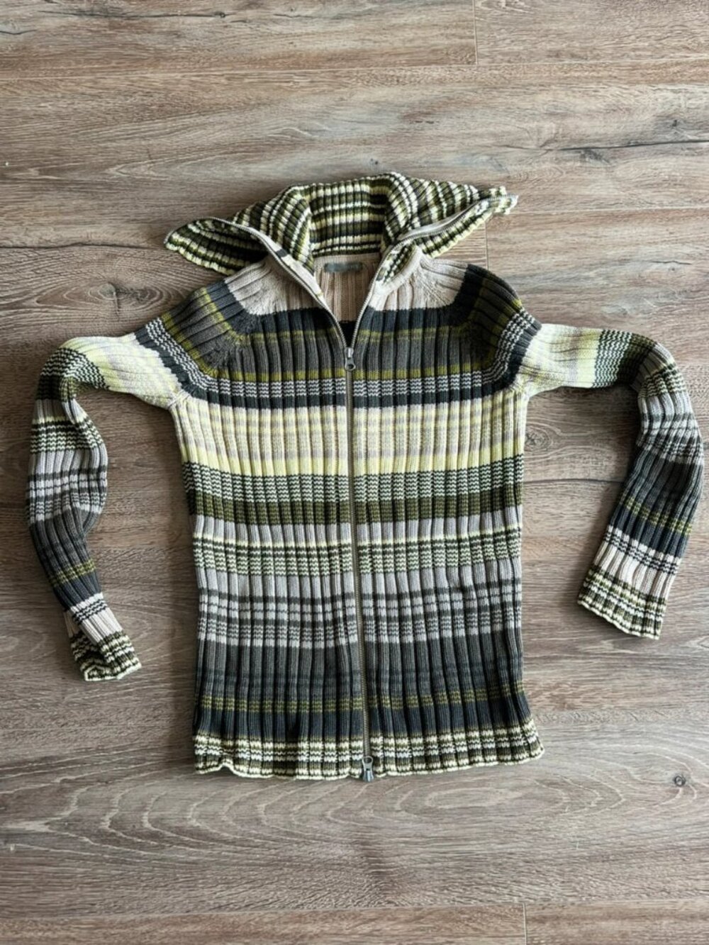 Women’s Striped Fitted Ribbed Cardigan, Size S